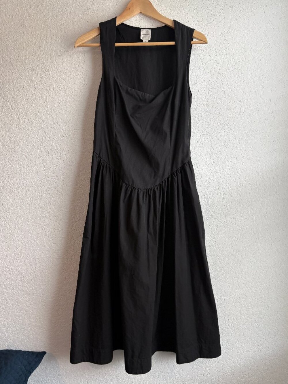 Maeve Sleeveless Drop-Waist Midi Dress Black Small